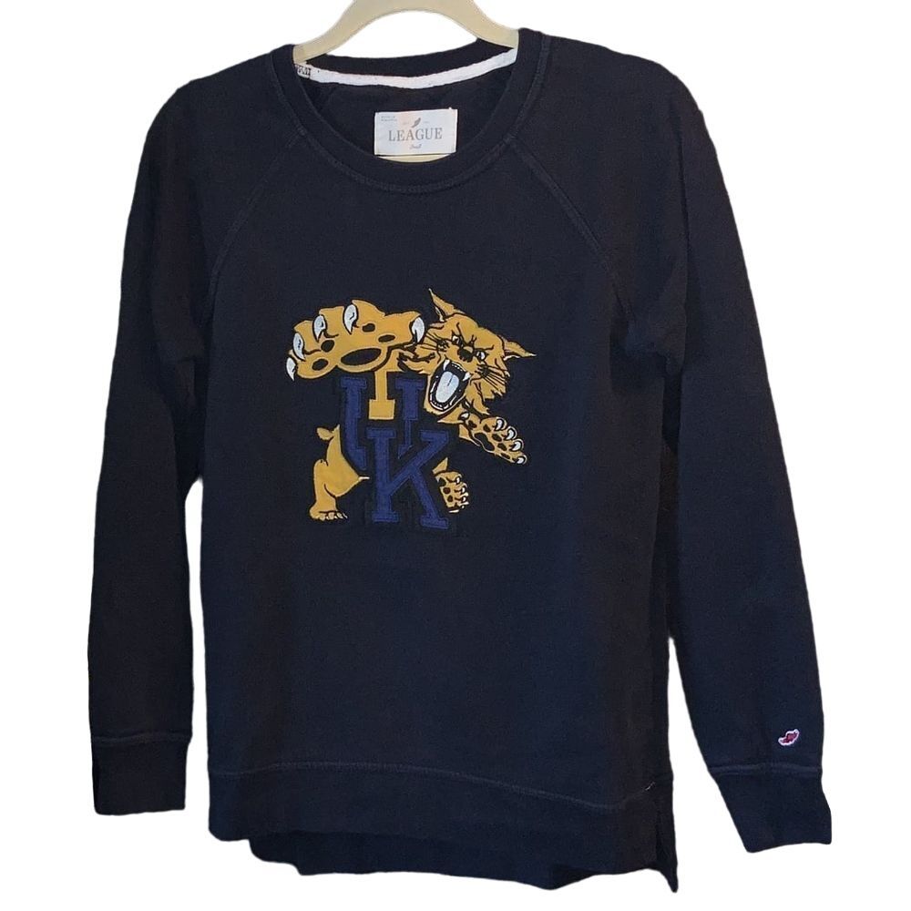 University of‎ Kentucky Wildcats crewneck Navy Sweatshirt size Small